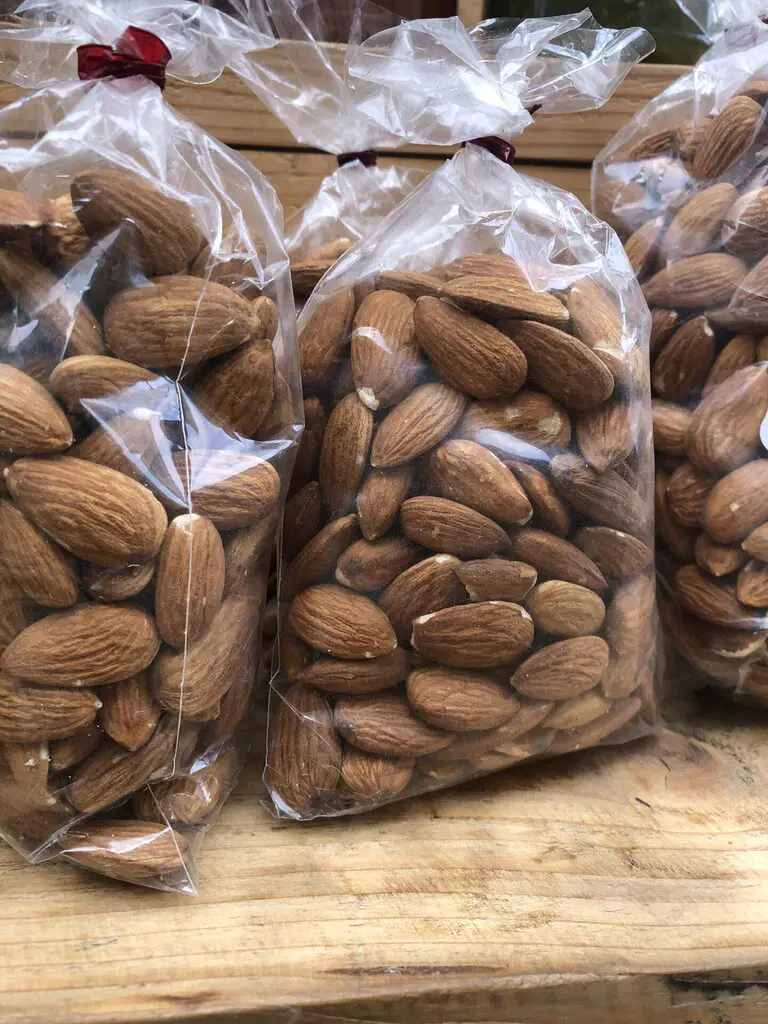 Amandes décortiquées