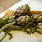 têtes d' artichaut violet